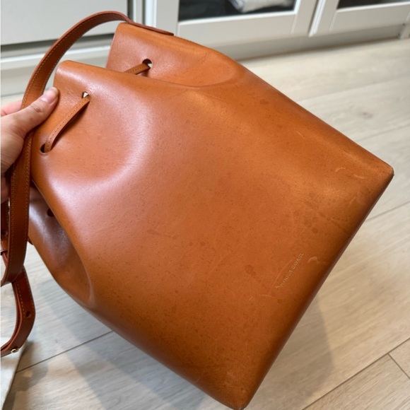 Mansur Gavriel Bucket Bag in color Camello/Rose - Picture 7 of 15